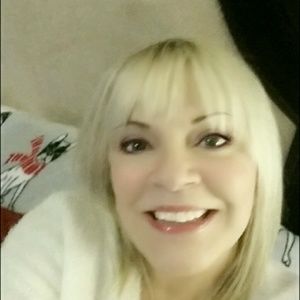 Meet your Posher, Regina